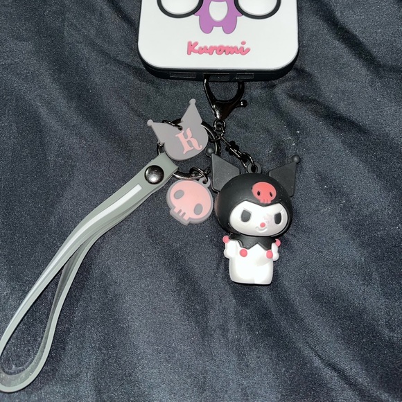 Kuromi x Baku phone case and keychain - Picture 6 of 6